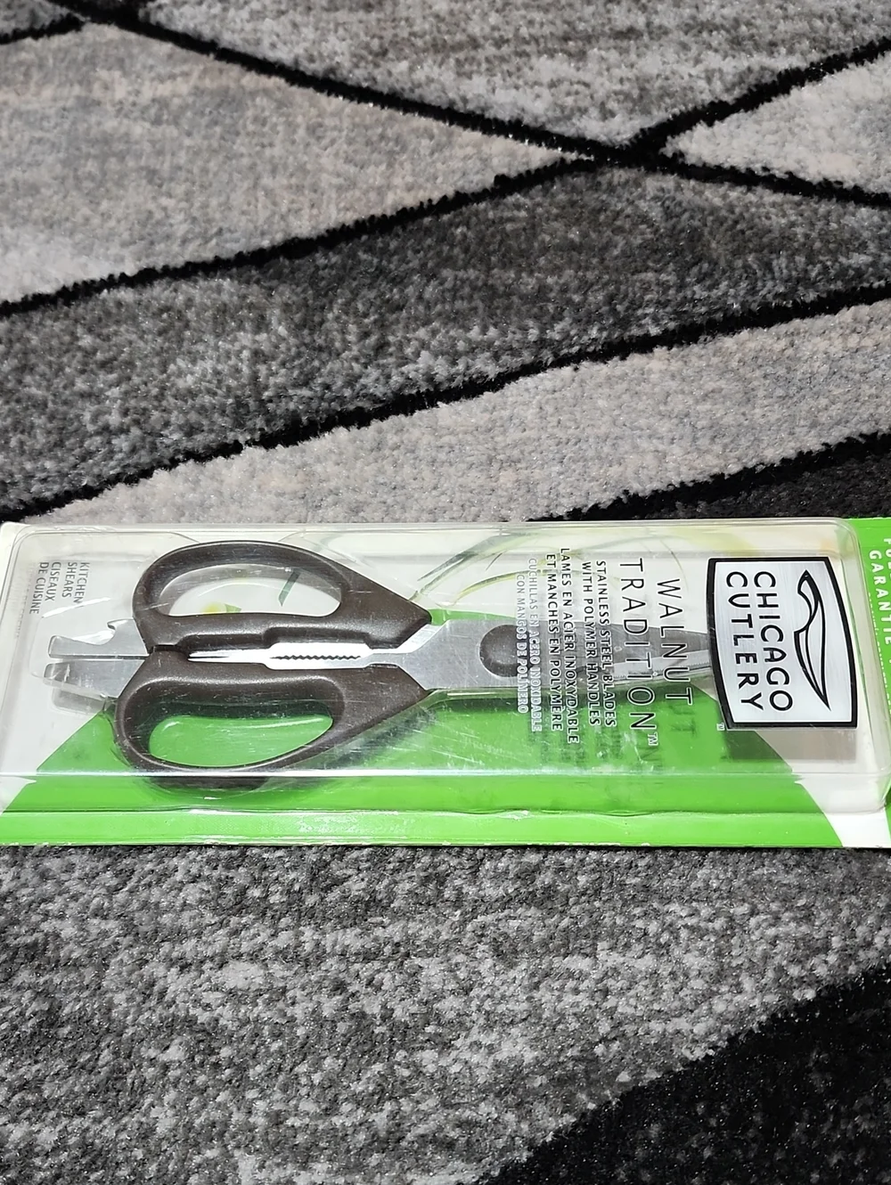 CHICAGO CUTLERY 2008 WALNUT TRADITION STAINLESS STEEL MULTI-PURPOSE SHEARS